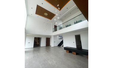 Casa en Arriendo en El Retiro