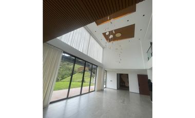 Casa en Arriendo en El Retiro