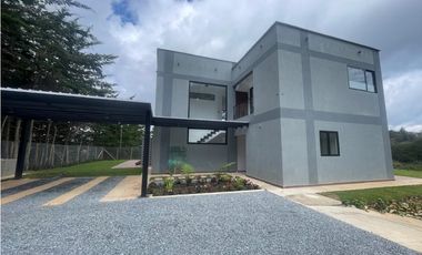 Casa en Arriendo en El Retiro