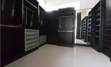 Venta lujosa Casa Poblado Balsos DL 9049400