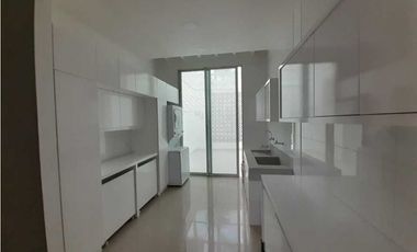 Venta lujosa Casa Poblado Balsos DL 9049400