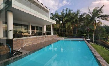 Venta lujosa Casa Poblado Balsos DL 9049400