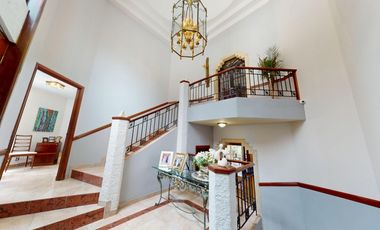 SE VENDE IMPRESIONANTE CASA DE 1.167M2 CON PISCINA EN DOS MARES AQ