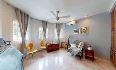 SE VENDE IMPRESIONANTE CASA DE 1.167M2 CON PISCINA EN DOS MARES AQ