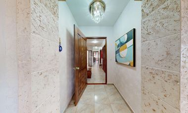 SE VENDE IMPRESIONANTE CASA DE 1.167M2 CON PISCINA EN DOS MARES AQ