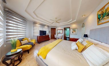 SE VENDE IMPRESIONANTE CASA DE 1.167M2 CON PISCINA EN DOS MARES AQ