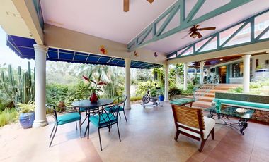 SE VENDE IMPRESIONANTE CASA DE 1.167M2 CON PISCINA EN DOS MARES AQ