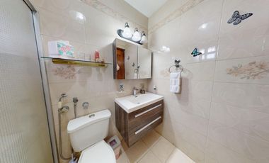 SE VENDE IMPRESIONANTE CASA DE 1.167M2 CON PISCINA EN DOS MARES AQ