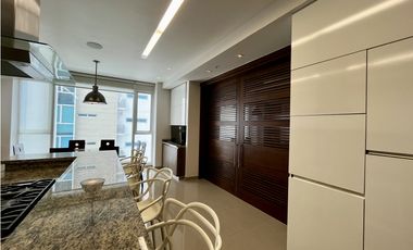 Se Vende Apartamento en Costa del Este