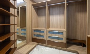 Apartamento amoblado en venta en PH Casa Bonita Veracruz
