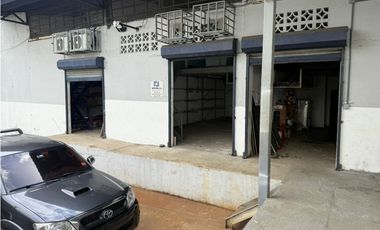 GALERA / PUEBLO NUEVO / 80M2 / MEZZANINE / ESPACIO AMPLIO