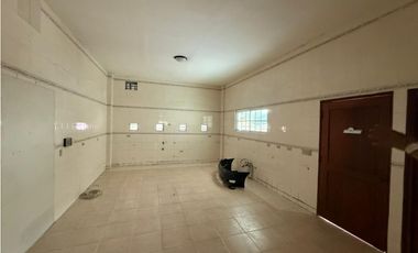 SAN FRANCISCO / 1500M / 2 NIVELES / 10 HABITACIONES / 6 PARKING