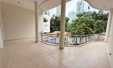 SAN FRANCISCO / 1500M / 2 NIVELES / 10 HABITACIONES / 6 PARKING
