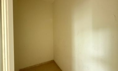 SE VENDE CASA SAN FRANCISCO DE 2 NIVELES CON 10 HABITACIONES Y PISCINA