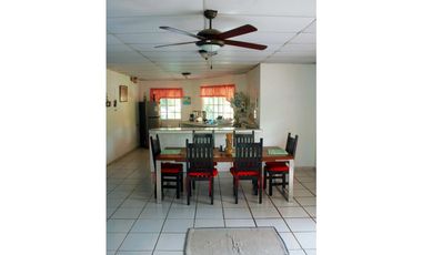 Casa de playa en venta y alquiler en San Carlos, Panamá Oeste