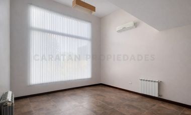 Casa en Venta Cadaques Funes Hills