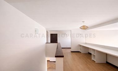 Casa en Venta Cadaques Funes Hills