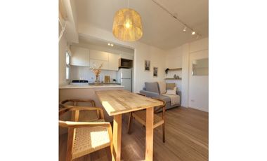 2 AMBIENTES RECICLADO CON COCHERA – ZONA ALDREY GASCÓN 1800