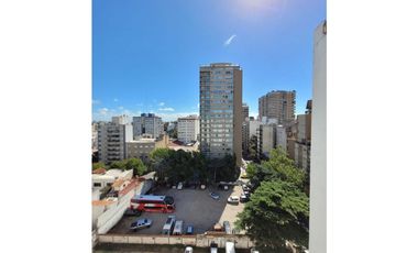 2 AMBIENTES RECICLADO CON COCHERA – ZONA ALDREY GASCÓN 1800