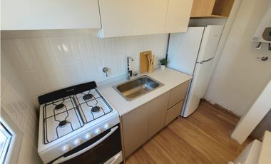 2 AMBIENTES RECICLADO CON COCHERA – ZONA ALDREY GASCÓN 1800