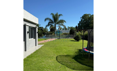 VENTA – CASA 4 DORMITORIOS - SINSACATE