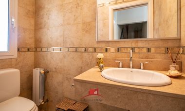 PINAMAR , CASA  PREMIUN EN CUL DE SAC DE ALAMOS CON PISCINA