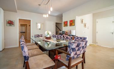 PINAMAR , CASA  PREMIUN EN CUL DE SAC DE ALAMOS CON PISCINA