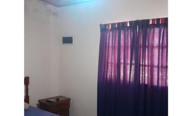 Se vende casa en Tabossi calle Independencia