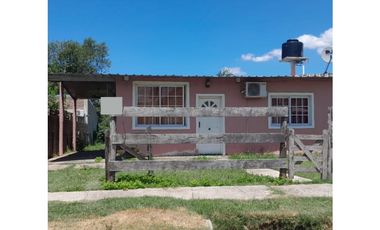 Se vende casa en Tabossi calle Independencia