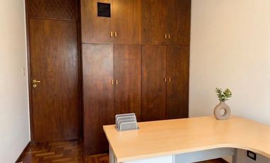Oficina en Alquiler - Barrio Bombal