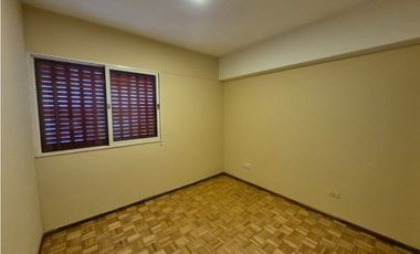 ¡Viví en el Centro! Amplio Dpto de 3 Dorm y 2 Baños sobre Calle Colón