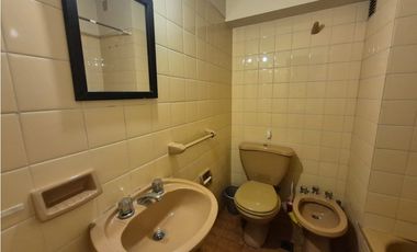 ¡Viví en el Centro! Amplio Dpto de 3 Dorm y 2 Baños sobre Calle Colón