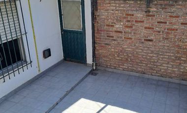 Casa en alquiler en Lanus Este