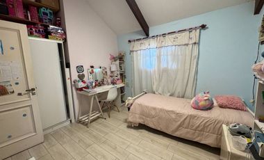 Casa en Barrio Gudalupe con patio y pileta