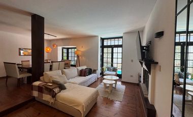 Casa en Barrio Gudalupe con patio y pileta