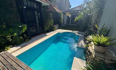 Casa en Barrio Gudalupe con patio y pileta