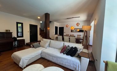 Casa en Barrio Gudalupe con patio y pileta