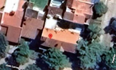 Casa en Barrio Gudalupe con patio y pileta