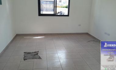 Dúplex en alquiler c/ cochera en Docta Urbanización