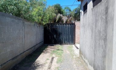 Casa 2 ambientes con galpon venta Ituzaingo