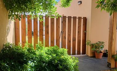 Casa 2 ambientes con galpon venta Ituzaingo