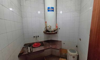 CASA 4 AMBIENTES A REFACCIONAR VENTA LOMAS