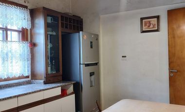 VENTA Casa MULTIFAMILIAR 8 ambientes Villa Adelina
