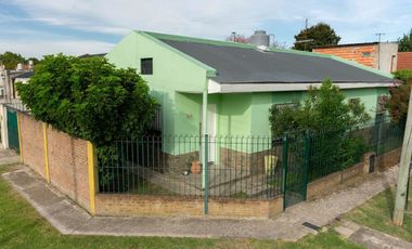 Venta Casa 4 Amb Plátanos Apta Crédito