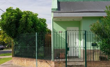 Venta Casa 4 Amb Plátanos Apta Crédito