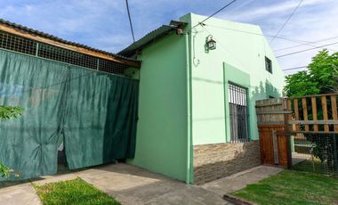 Venta Casa 4 Amb Plátanos Apta Crédito