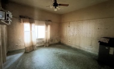 VENTA CASA 3 AMB C/ GARAJE A RECICLAR EN MORON