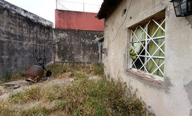 VENTA CASA 3 AMB C/ GARAJE A RECICLAR EN MORON