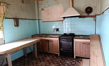 VENTA CASA 3 AMB C/ GARAJE A RECICLAR EN MORON