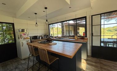 HERMOSA CASA MODERNA EN COUNTRY UBAJAY